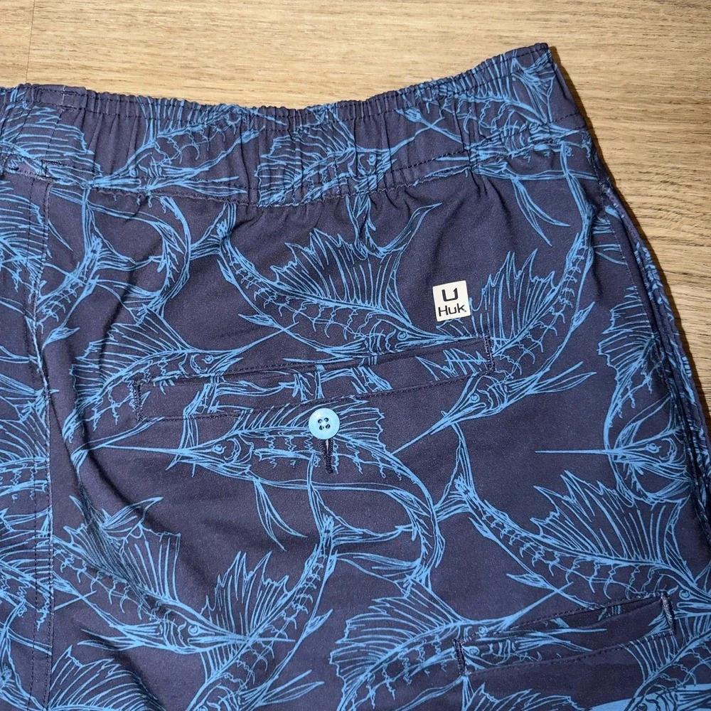 Huk Performance Fishing Shorts Mens XL Blue Marlin Print Stretch H2000089